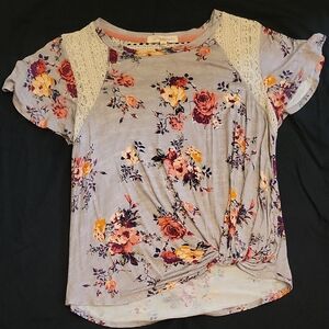 Rewind Gray Floral Short Sleeve Top with Lace Shoulders